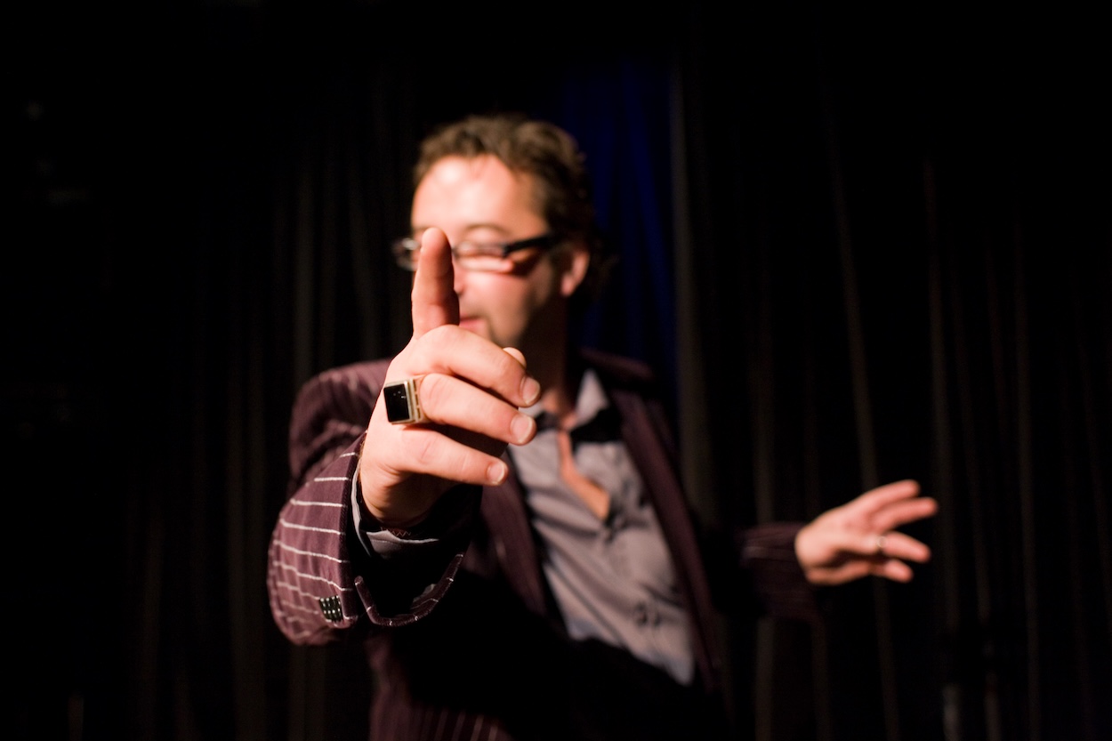 lm_20070917_110510_fr_paris_commande_entendu_ lm_20070917_110510_fr_paris_commande_entendu_