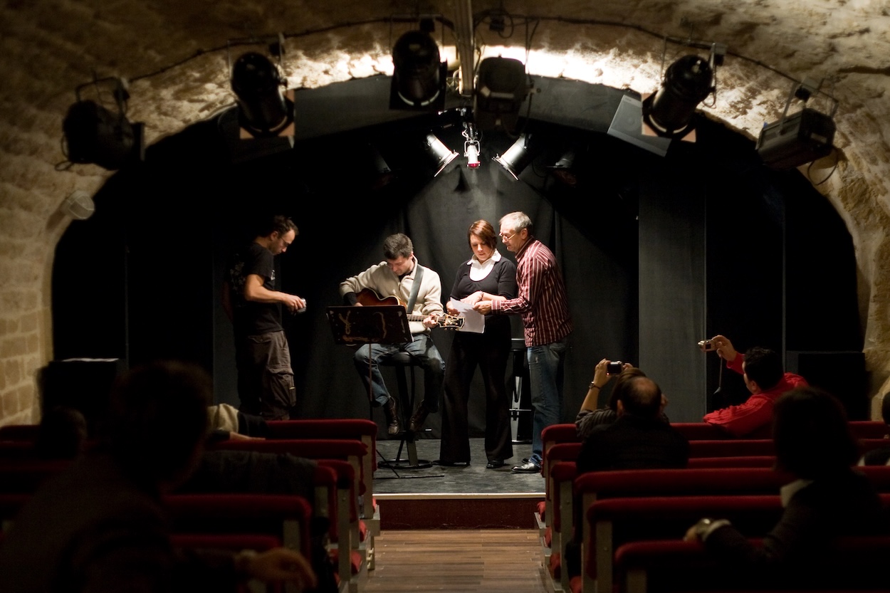 lm_20071025_110802_fr_paris_entendu_commande_ lm_20071025_110802_fr_paris_entendu_commande_