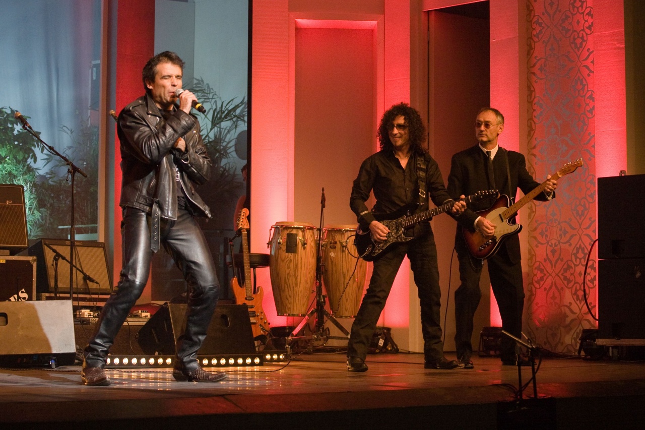 lm_20080204_231905_fr_paris_ lm_20080204_231905_fr_paris_