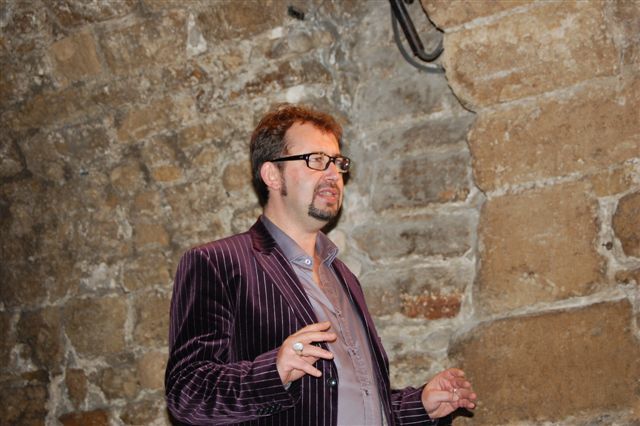 MC Michael Jones J1 (111) MC Michael Jones J1 (111)